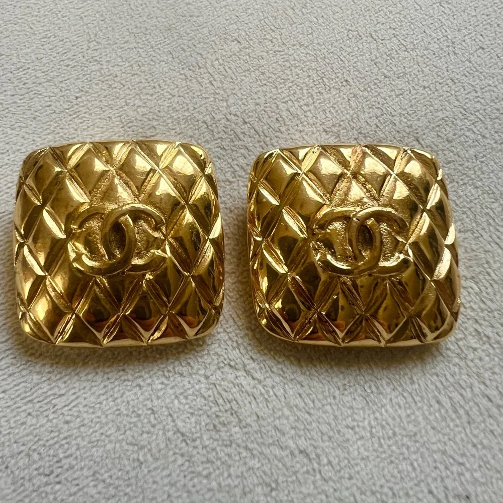 Chane Square Quilted 24k Gold Plated Earrings